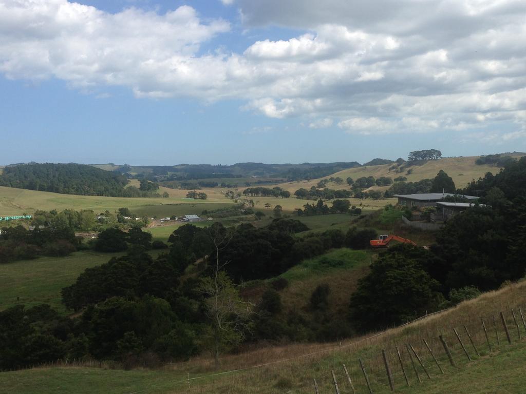 Pukeatua Farmstay Waimauku Exterior photo