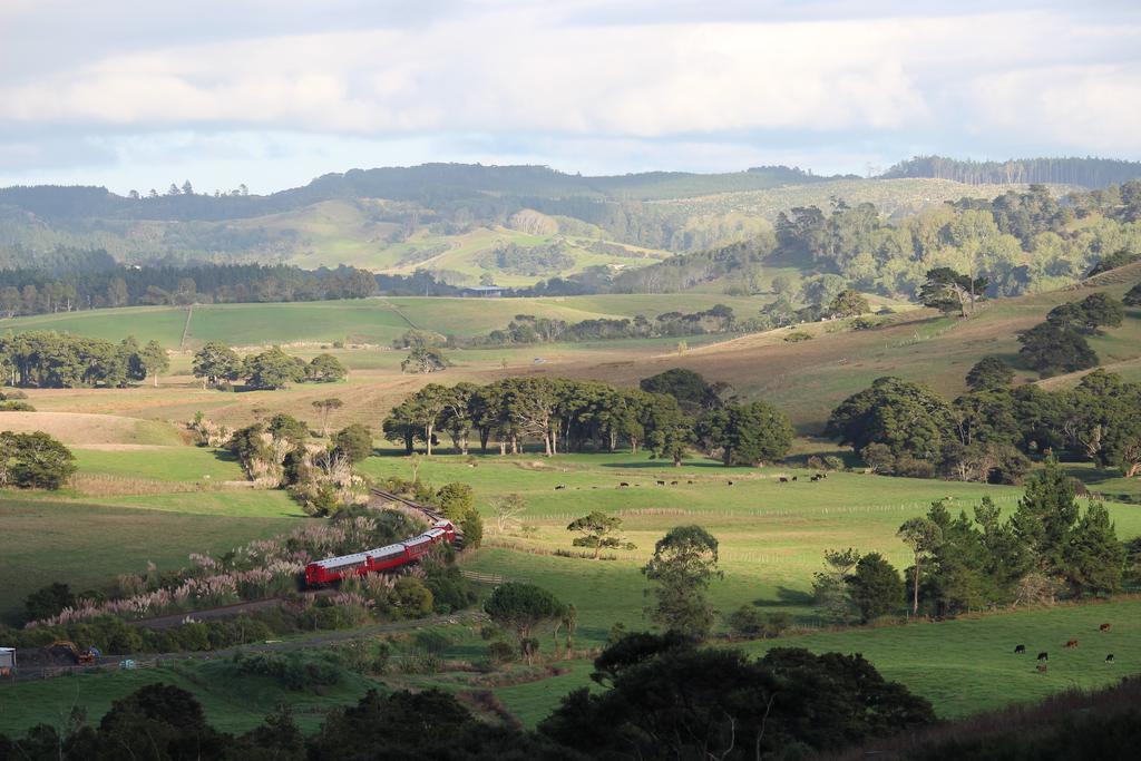 Pukeatua Farmstay Waimauku Exterior photo