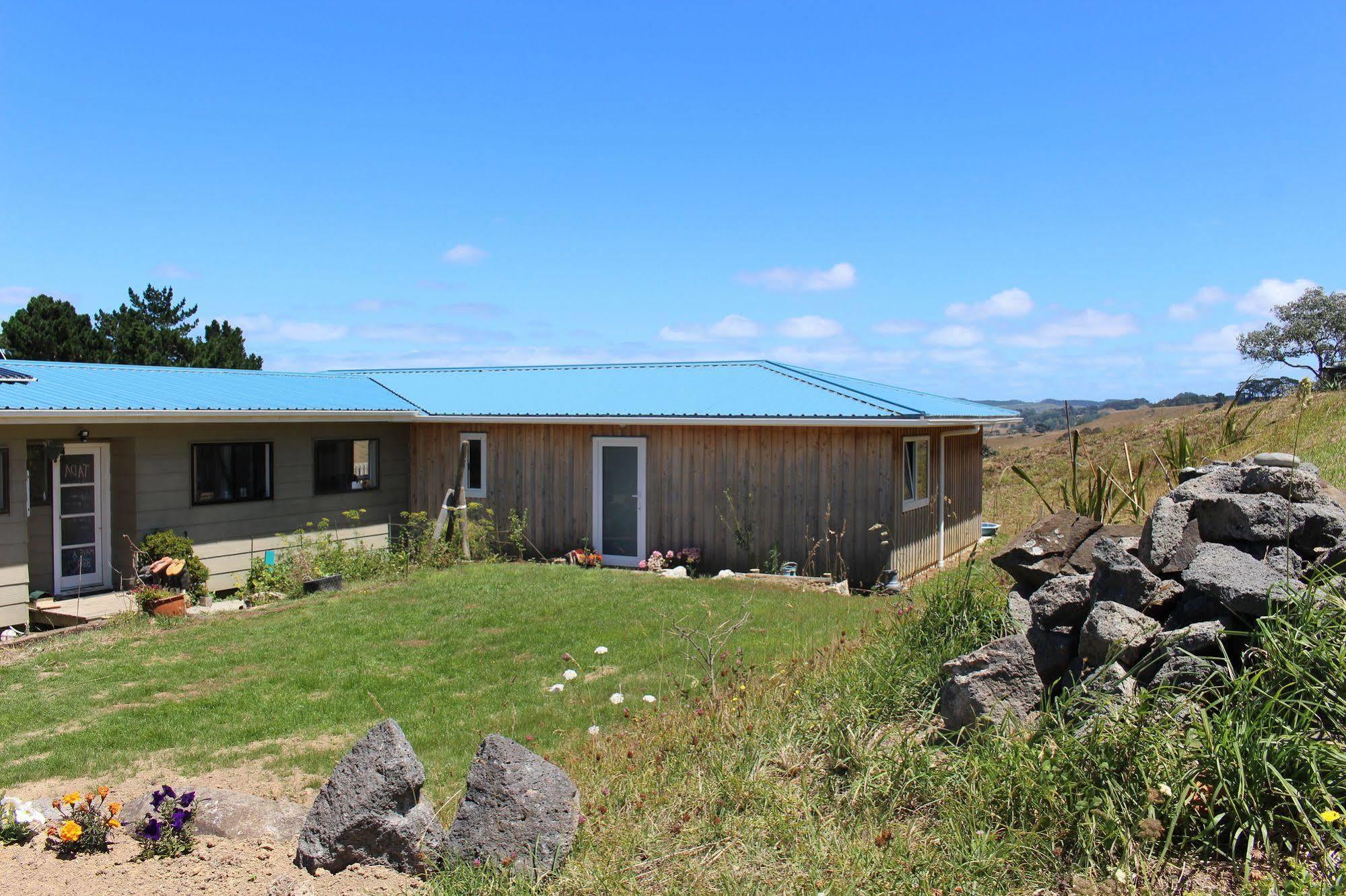 Pukeatua Farmstay Waimauku Exterior photo