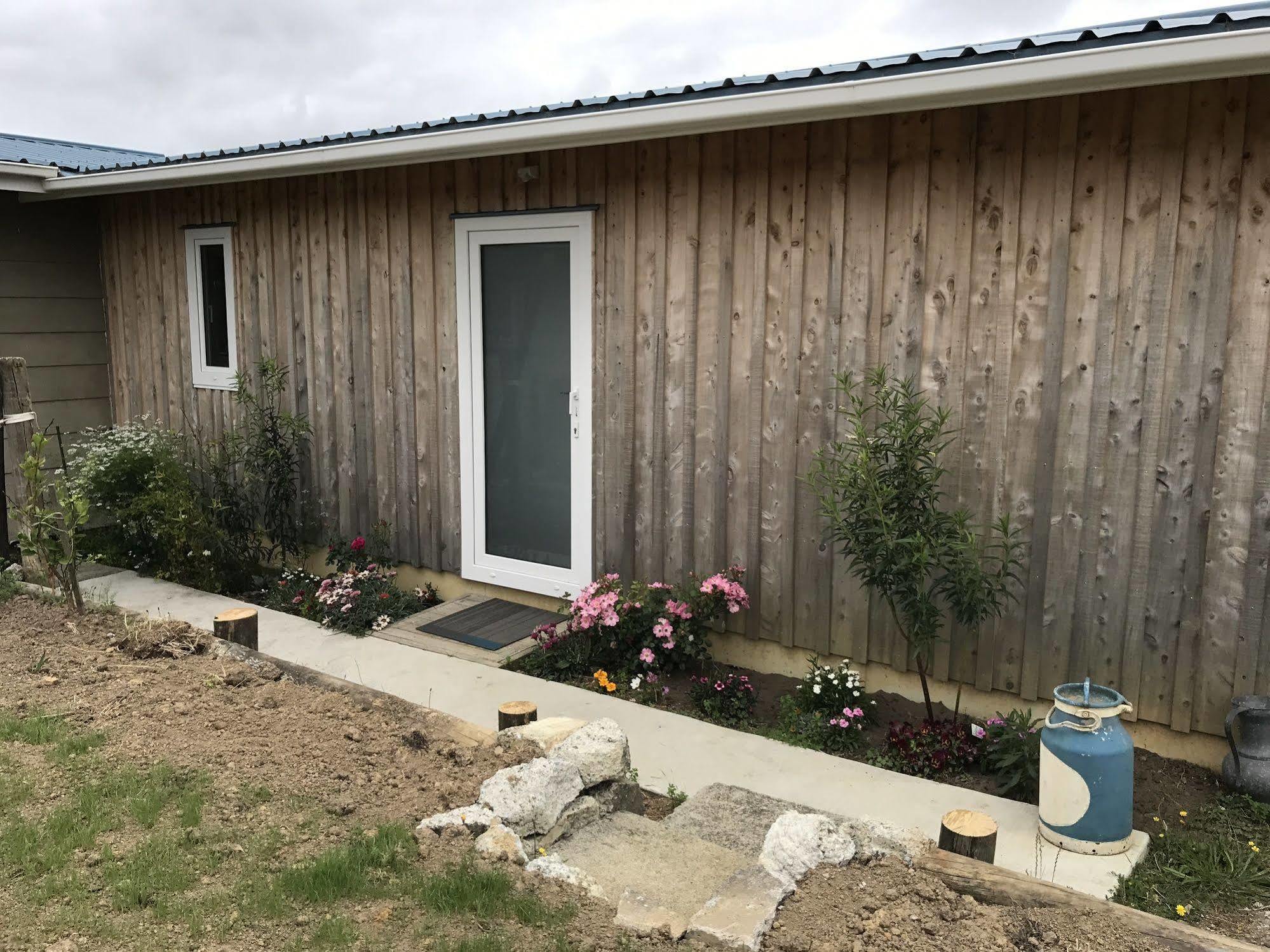 Pukeatua Farmstay Waimauku Exterior photo